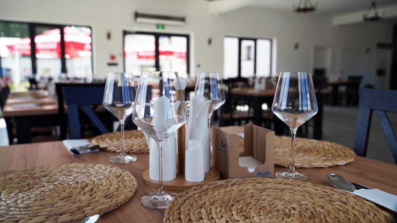 Osada Sluszewo - Apartamenty Restauracja Wydarzenia Гневино Экстерьер фото